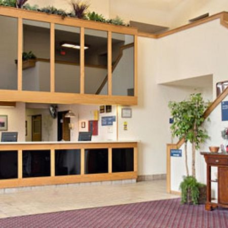 Travelodge Indianapolis Castleton インテリア 写真