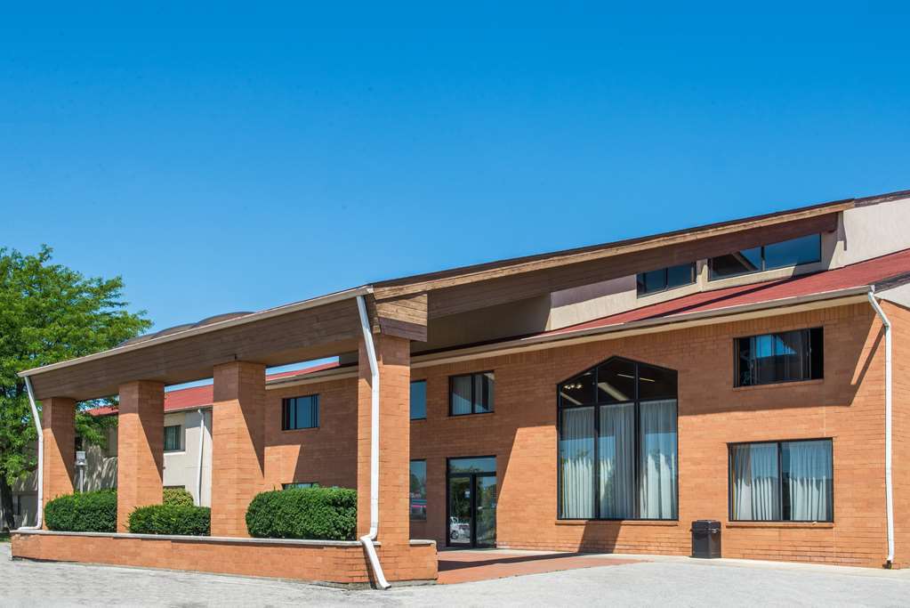 Travelodge Indianapolis Castleton エクステリア 写真